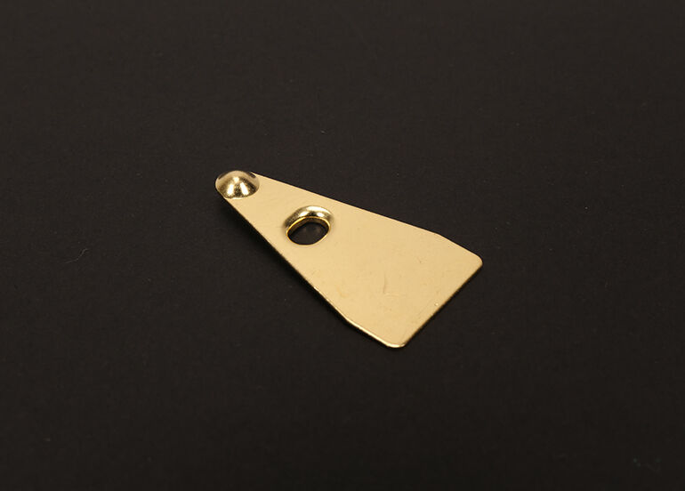 冲压加工设备安全防护装置失效：风险、原因与解决方案